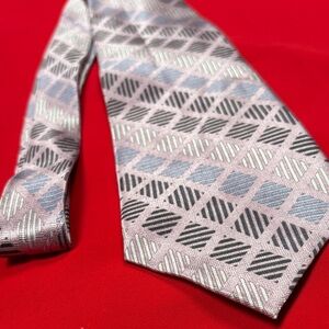 Rafael vintage silk tie. NWT!